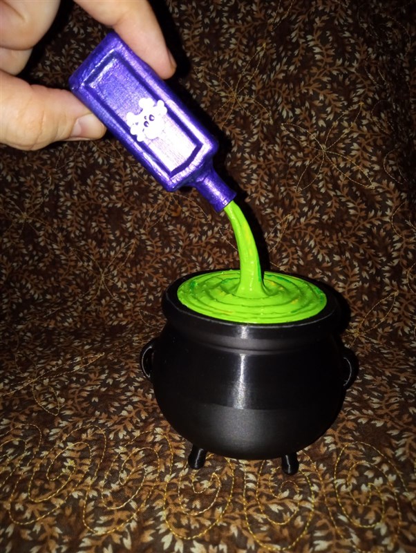 glow in the dark caldron